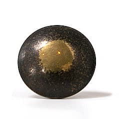 Stift i sortgullfarge